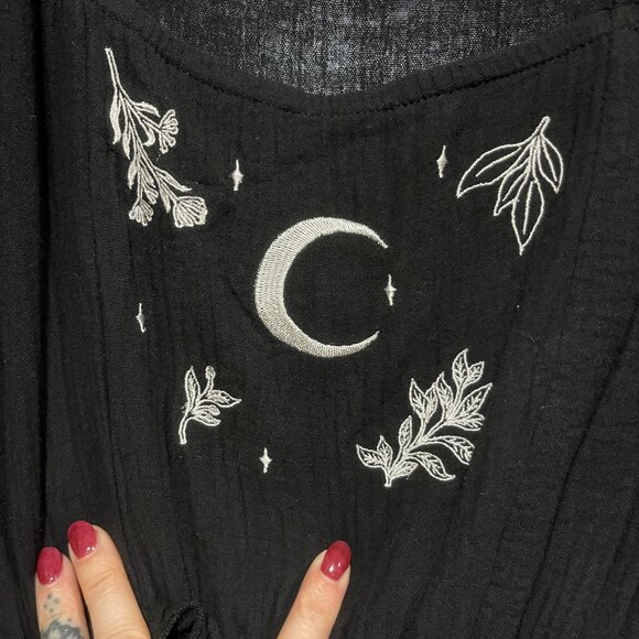 Disturbia Aradia Embroidered Mini Dress size 6 - Picture 6 of 9